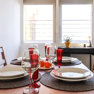 Flower 360º - Your Lovely Flat With Pool And Parking , Lisbon Portugal