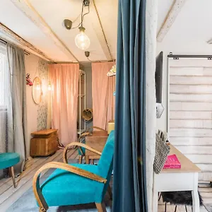 Livo Disno 12 , Split Croatia